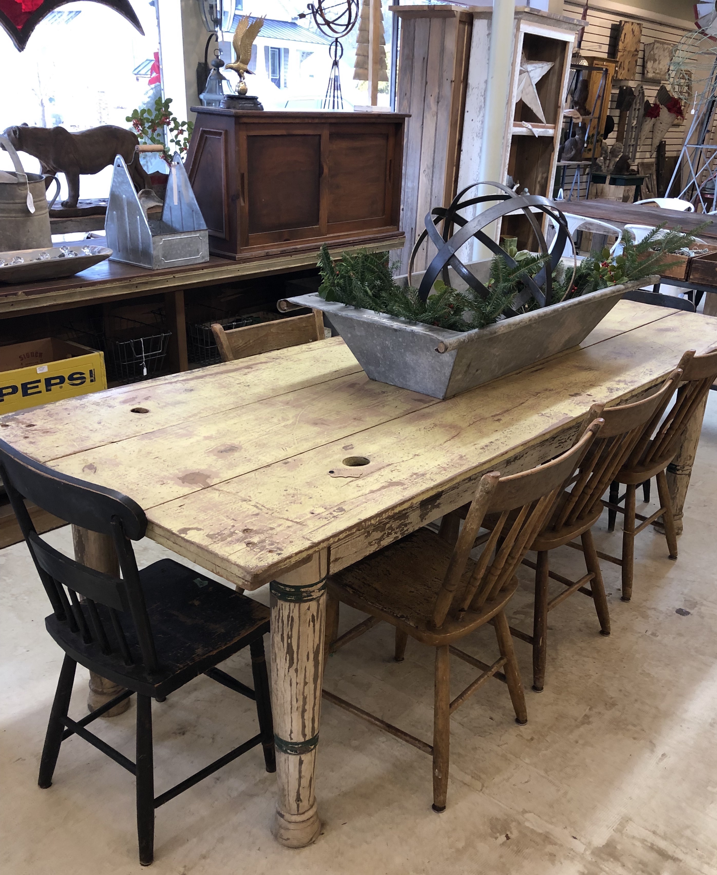 Farmhouse Table & Chairs